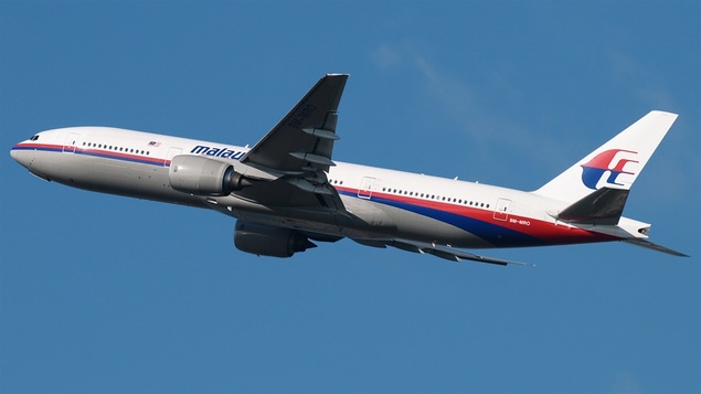 Le Boeing 777 de Malaysia Airlines est disparu depuis plus d’une semaine et reste introuvable. La piste du détournement est de plus en plus évoquée.
Claude en parle avec Stéphane Berthomet, ex-policier et spécialiste de la lutte
antiterroriste.