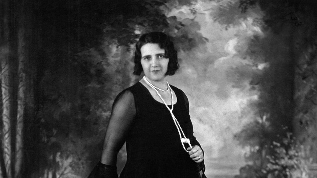 Originaire de Newport en Gaspésie, Mary Travers dite La Bolduc est considérée comme la première auteure-compositrice-interprète québécoise.