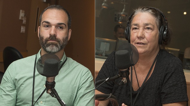 Alexandre Maltais et Carole Laganière au micro de Stéphan Bureau
