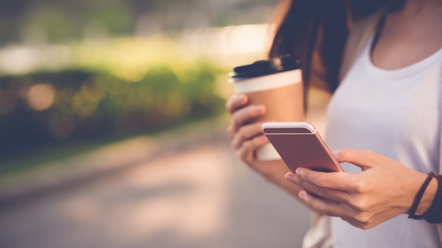 Les diabétiques pourraient bientôt contrôler leur taux de sucre au moyen de leur téléphone intelligent.