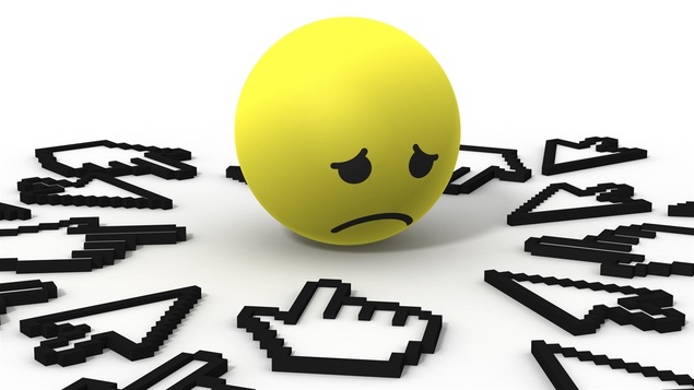 Facebook a le pouvoir de faire davantage pour contrer la cyberintimidation, selon nos chroniqueurs.