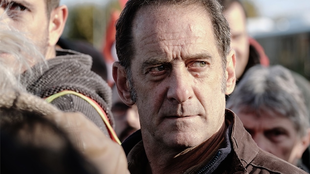 En guerre: le combat de la dignité contre le capitalisme