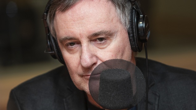 Yves Jacques au micro de Catherine Perrin.