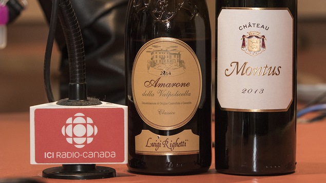 Gros plan sur les bouteilles sélectionnées par la Master Sommelier Élyse Lambert.