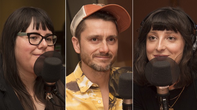 Julie Artacho, Jocelyn Michel et Sarah-Maude Beauchesne répondent aux questions de Catherine Perrin au studio 18 de Radio-Canada, à Montréal, le 21 mai 2018.
