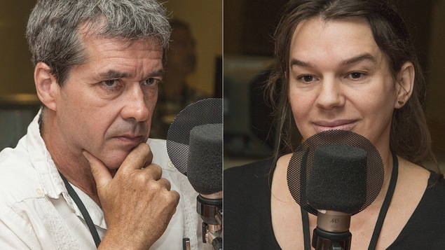 Mathieu-Robert Sauvé et Eve-Lyne Couturier au micro de Stéphan Bureau.
