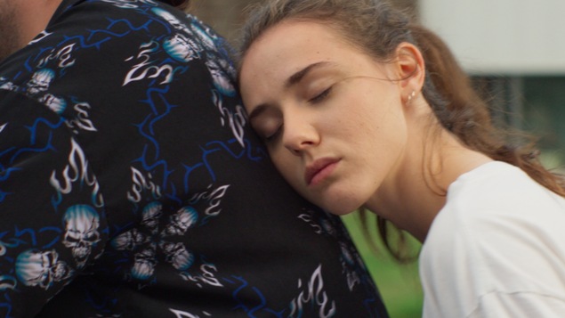 Karelle Tremblay dans <i>Le temps des chenilles</i>, de Catherine White