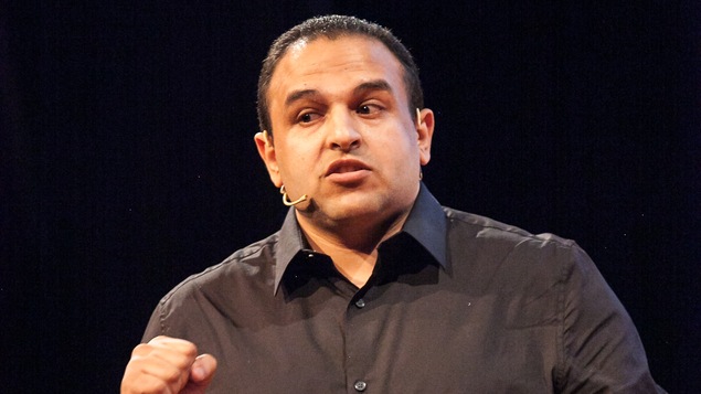 Mohamed Khalil sur scène