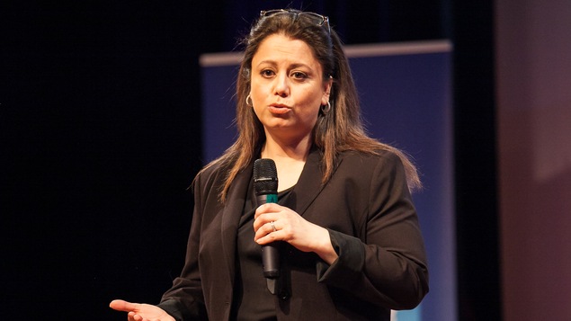 Nadia Naffi sur scène