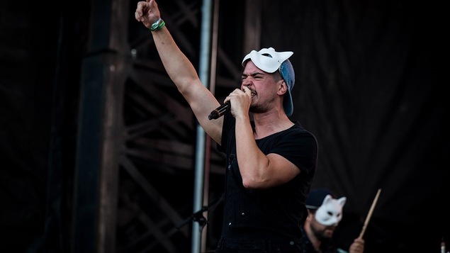 Koriass est l'un des rares chanteurs de hip-hop dont les chansons sont entendues sur les ondes des radios commerciales québécoises. Koriass est l'un des rares chanteurs de hip-hop dont les chansons sont entendues sur les ondes des radios commerciales québécoises.