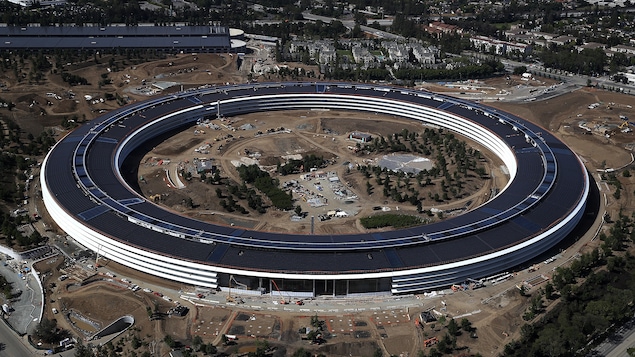 Le chantier du nouveau siège social de l'entreprise Apple à Cupertino, en Californie, le 28 avril 2017