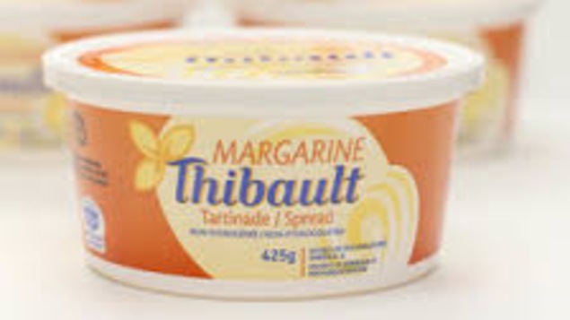 Un pot de margarine de marque Thibault