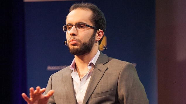 Sabri Ahmed Rial pendant son discours