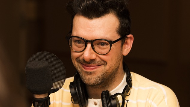 L'auteur et co-directeur de l'Arrière scène, Simon Boulerice