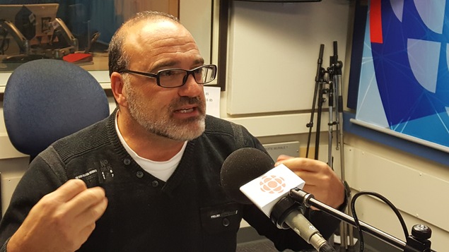 Tony Tapin de Justice alternative Saguenay s'occupe notamment du service de médiation citoyenne.
