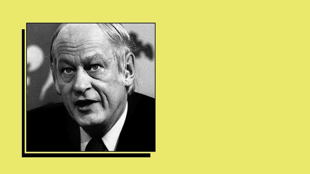 Montage photographique dans lequel on voit René Lévesque.
