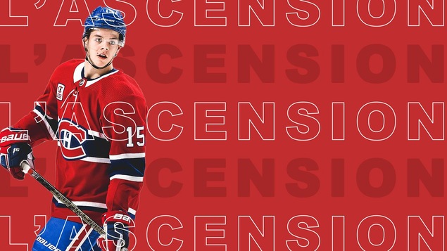 Photo de Jesperi Kotkaniemi en tenue du Canadien de Montréal sur fond rouge avec le libellé « l'ascension ».