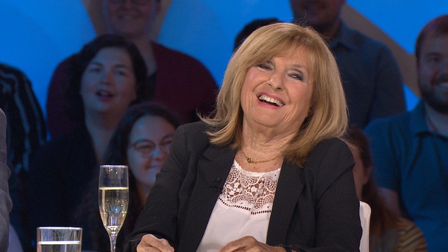 La comédienne tout sourire La comédienne tout sourire
