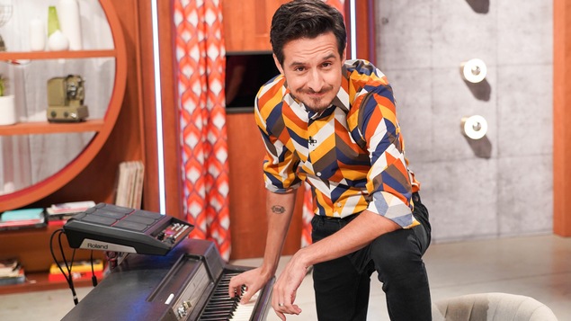 L'animateur au piano L'animateur au piano