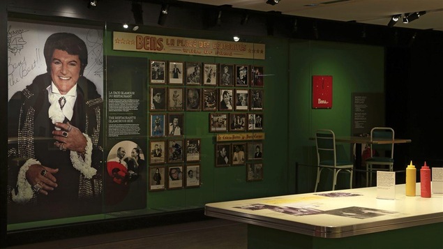 Exposition consacrée au restaurant Bens, au Musée McCord, été 2014