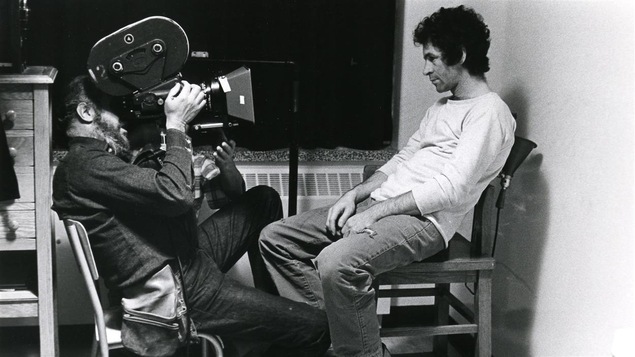 Michel Brault et Claude Gauthier lors du tournage du film <i>Les ordres</i>