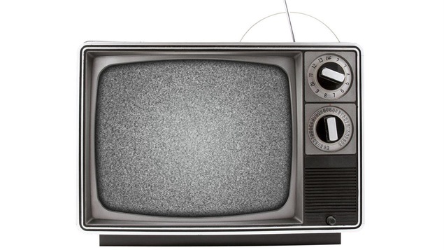 Image embrouillée sur une télévision