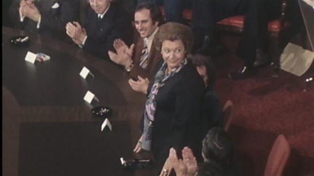 Lise Payette lors de la présentation du premier cabinet Lévesque en 1976