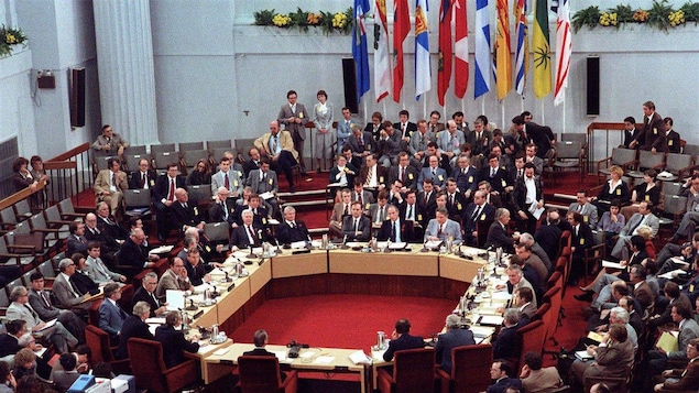 La conférence constitutionnelle, le 5 novembre 1981