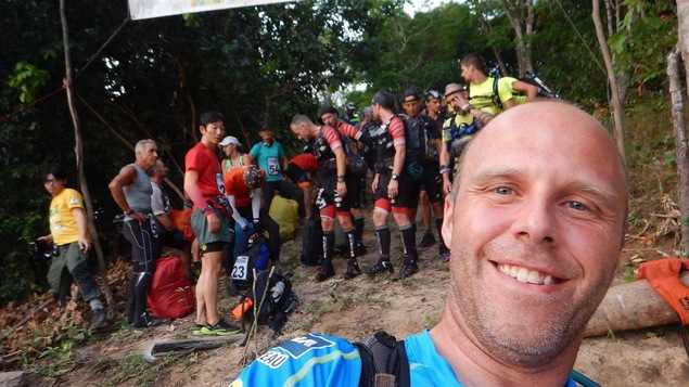 Carl Boulianne sur la ligne de départ lors du <i>Jungle Marathon</i>