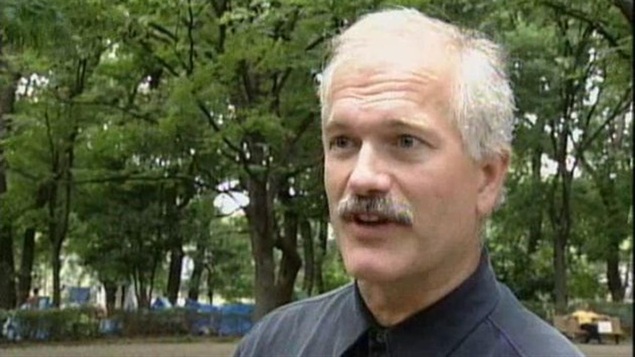Jack Layton, alors conseiller municipal à Toronto, en 1999