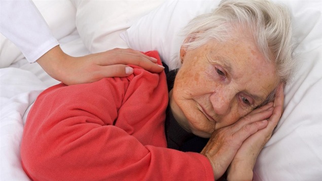 Une personne âgée souffrant de dépression