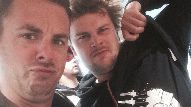 Les humoristes Derrick Frenette et Philippe Bond