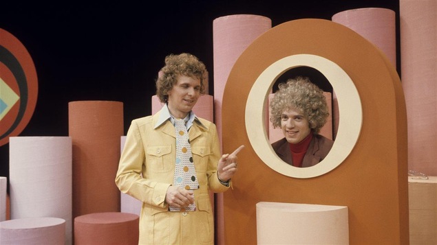 Serge Thériault et Claude Meunier dans un sketch diffusé en 1978
