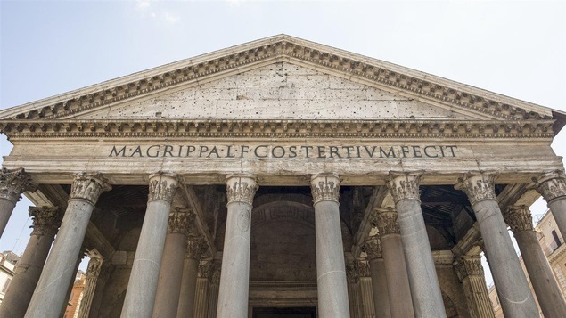 Le Panthéon de Rome était dédié à tous les dieux.