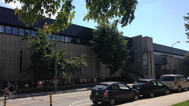 École secondaire Père-Marquette, dans l'arrondissement Rosemont-La Petite-Patrie, à Montréal