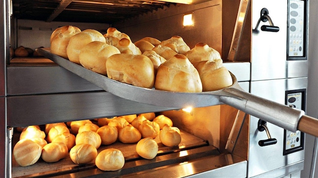 Le four de boulangerie doit être de qualité optimale pour obtenir un pain savoureux.