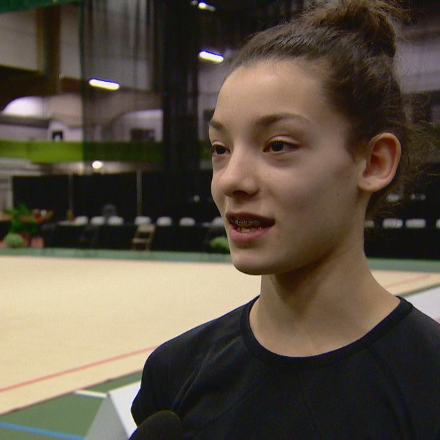 Juliève Mazerolle, du Club Extenso de Dieppe, au Nouveau-Brunswick, participe aux Championnats canadiens de gymnastique rythmique pour une deuxième fois. Juliève Mazerolle, du Club Extenso de Dieppe, au Nouveau-Brunswick, participe aux Championnats canadiens de gymnastique rythmique pour une deuxième fois.
