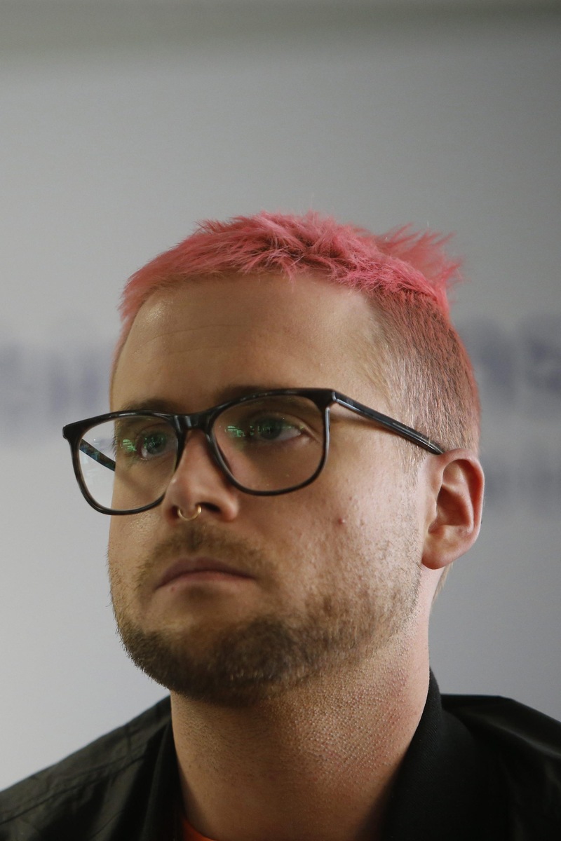 Christopher Wylie s'adresse aux médias dans les bureaux d'un avocat à Londres, le 26 mars 2018.