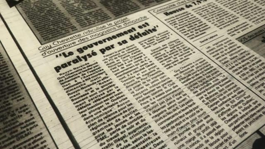 Découpure de journaux avec la manchette « Guy Chevrette ridiculise le projet d'ouverture des magasins le dimanche ». Découpure de journaux avec la manchette « Guy Chevrette ridiculise le projet d'ouverture des magasins le dimanche ».