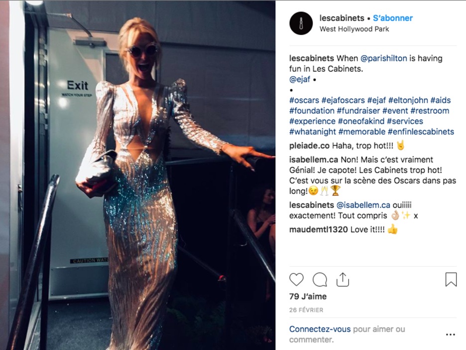 À gauche, photo de la star blonde en robe argentée et, à droite, les commentaires de la publication Instagram. À gauche, photo de la star blonde en robe argentée et, à droite, les commentaires de la publication Instagram.