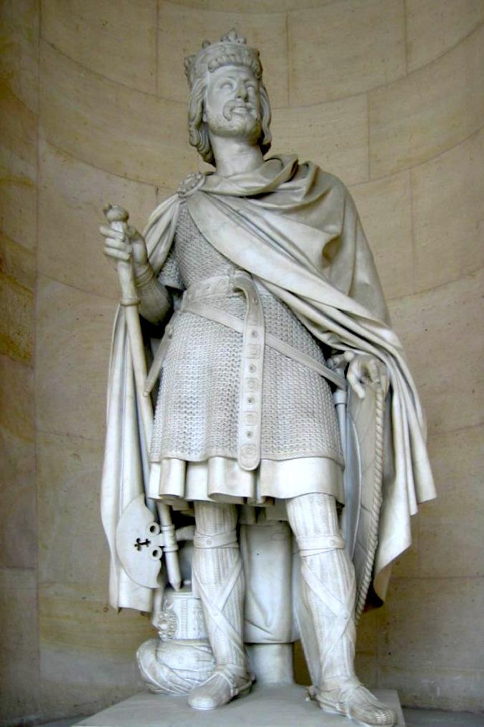 Statue de Charles Martel par Jean-Baptiste Joseph De Bay père. Statue de Charles Martel par Jean-Baptiste Joseph De Bay père.